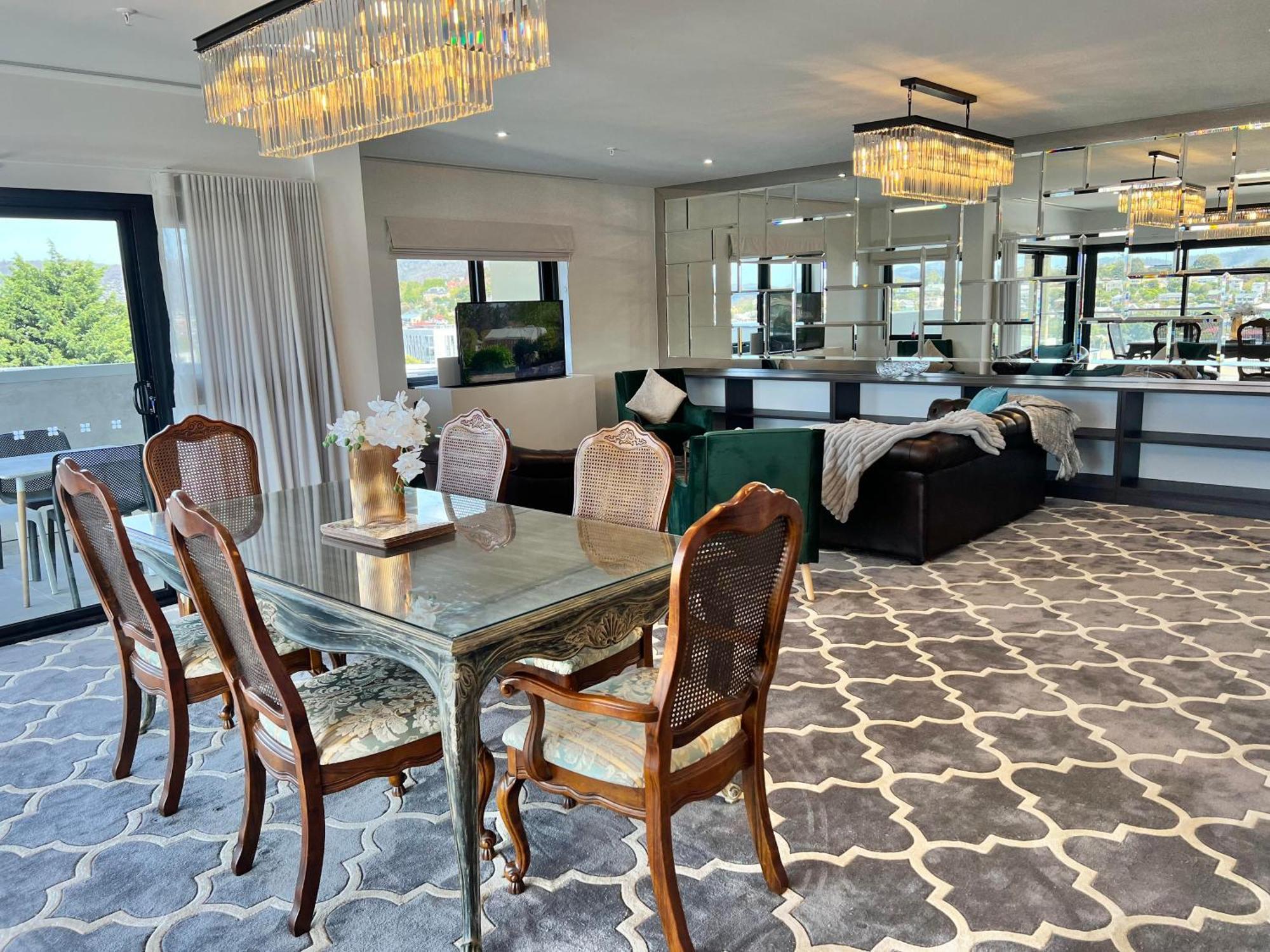 Sixty Six Boutique Apartments ホバート エクステリア 写真