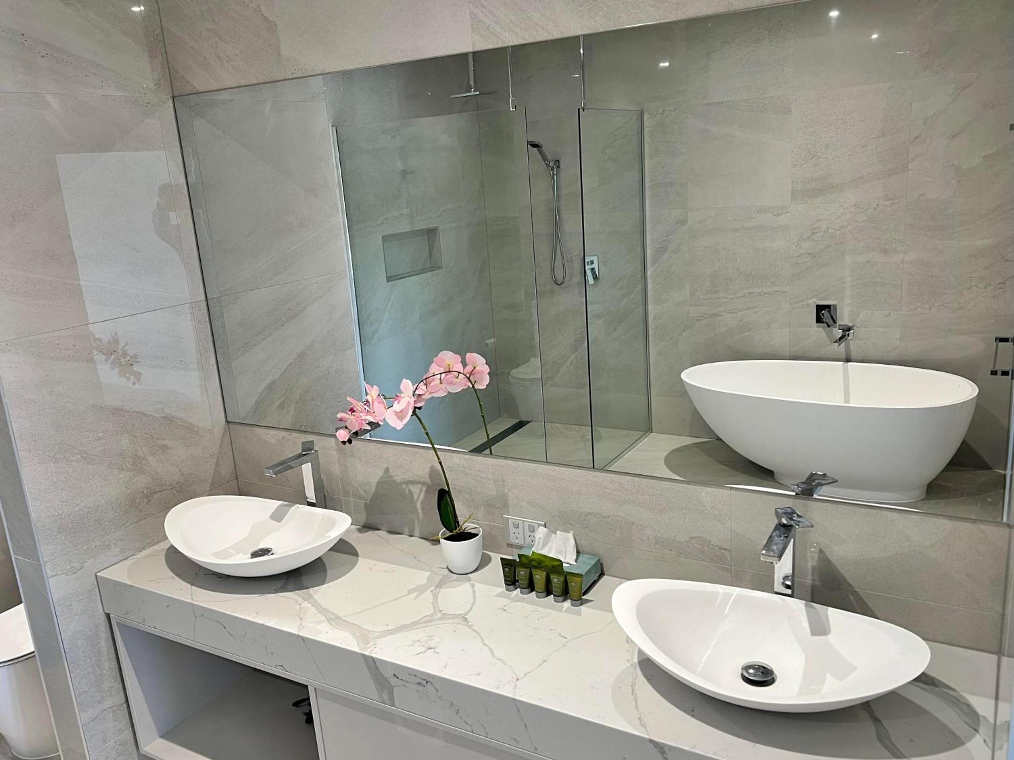 Sixty Six Boutique Apartments ホバート エクステリア 写真